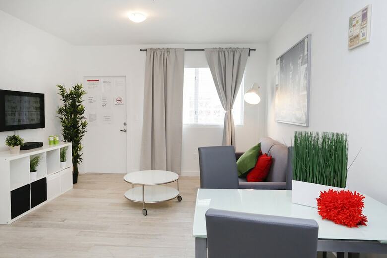 Apartamentos Delfino Suites South Beach By Red Group Rentals