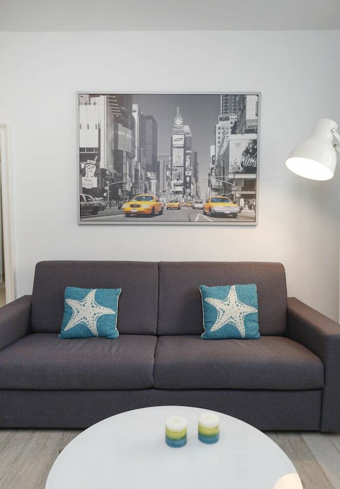 Apartamentos Delfino Suites South Beach By Red Group Rentals