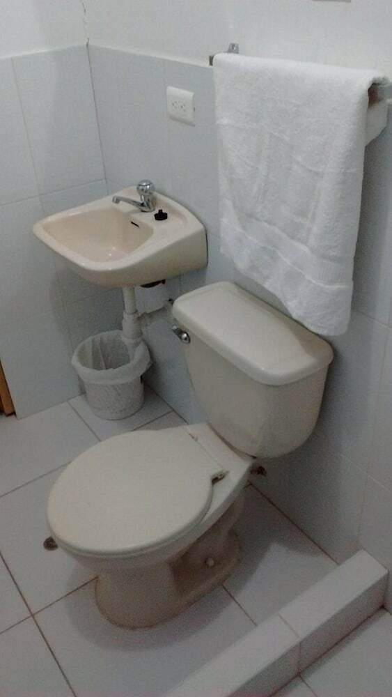 Hostal Andean Comfort Inn