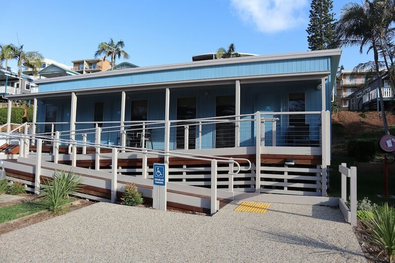 Cabana Nrma Port Macquarie Breakwall Holiday Park