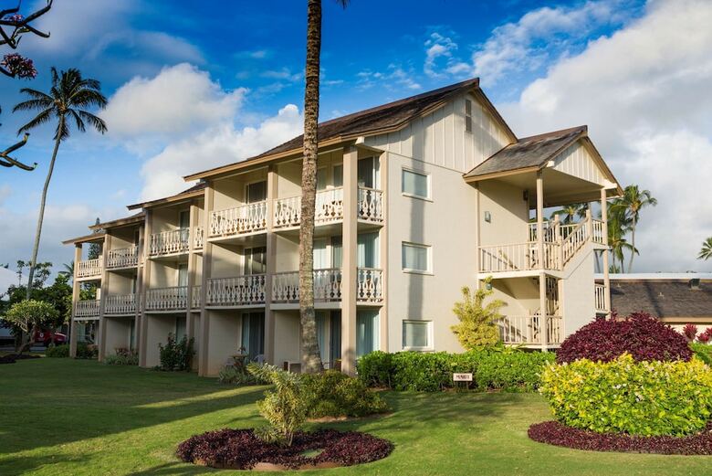 Hotel Aston Islander On The Beach