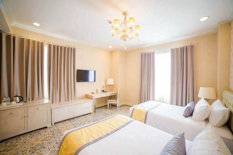 Rizal Park Hotel