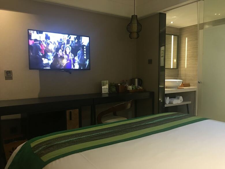 Relaxed Season Hotel Shenzhen Dongmen Branch