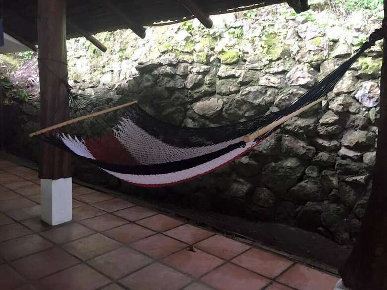 Hostal Manuel Antonio Hostel Resort