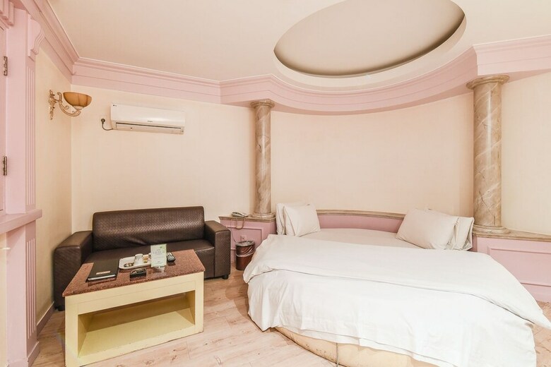Hotel Joy