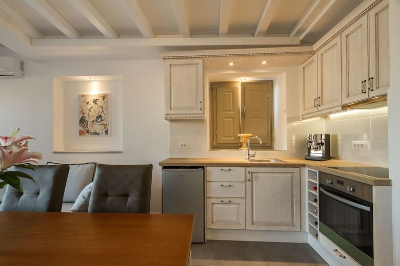 Villa Mathios Luxury Homes