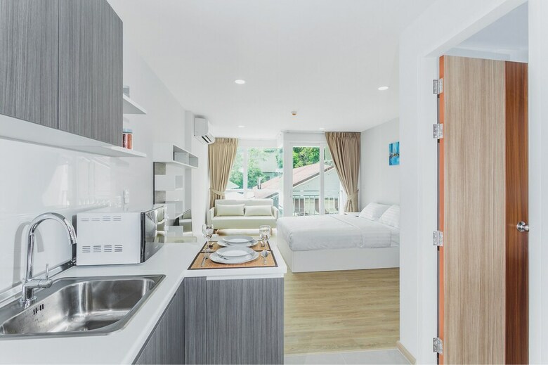 Condo In Kata In Ozone - Unit A205