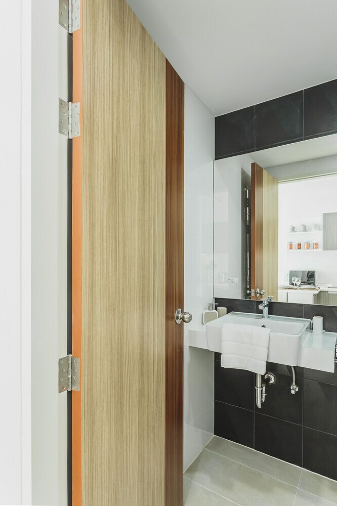 Condo In Kata In Ozone - Unit A205