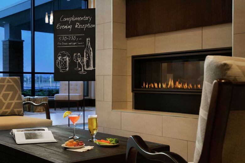 Hotel Embassy Suites By Hilton Syracuse Destiny Usa