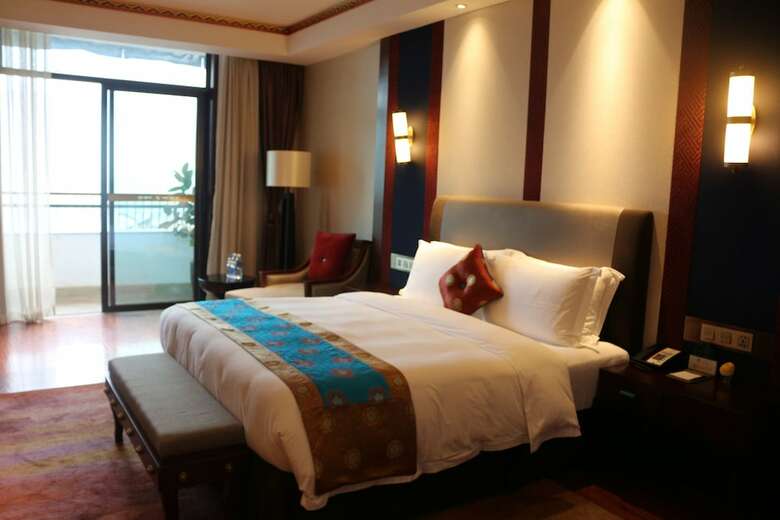 St.potala Hotel