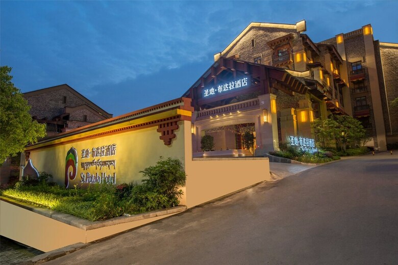 St.potala Hotel