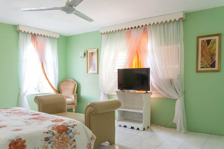 Bed & Breakfast Diamond Villa Yoga & Wellness