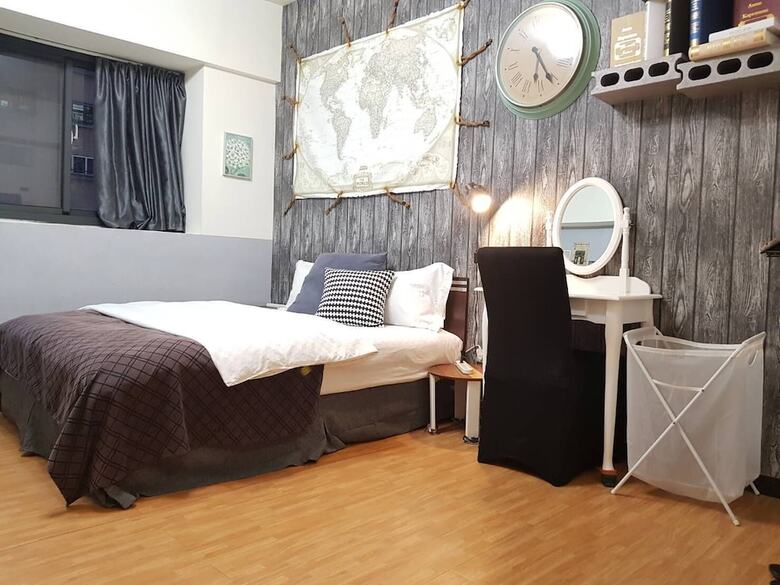 Hotel Meow Meow Hostel
