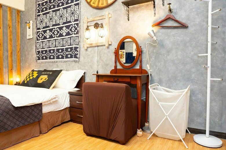 Hotel Meow Meow Hostel