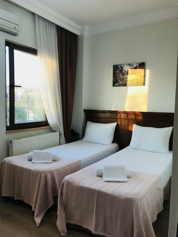 Nesos Hotel