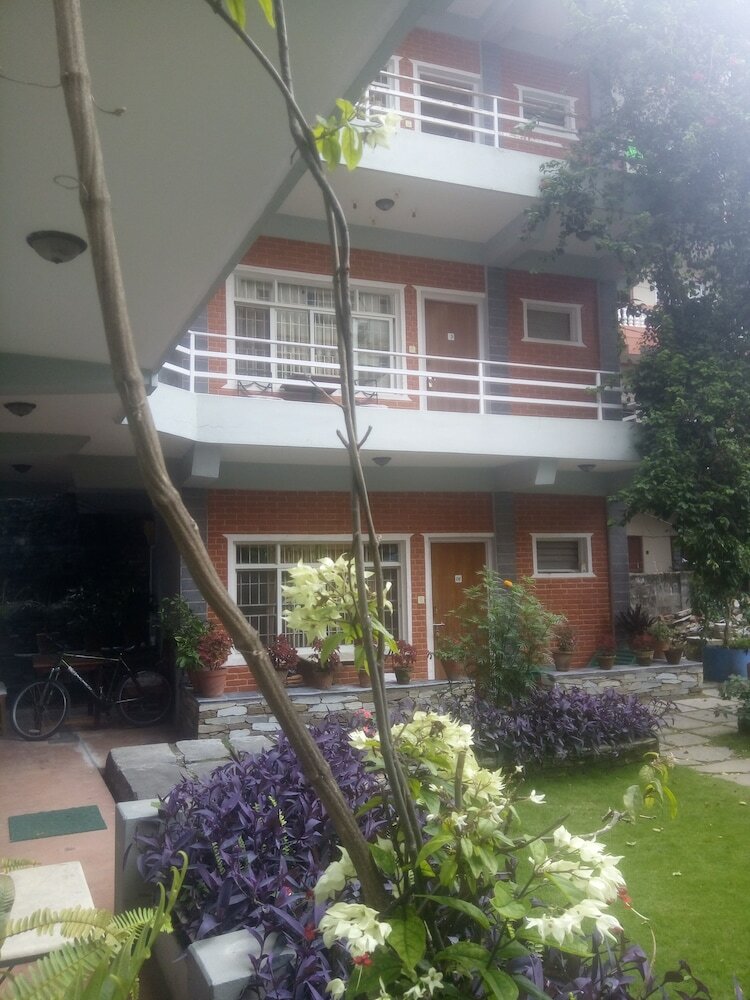 Hotel Placid Valley Logde