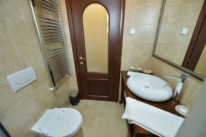 Noblesse Boutique Hotel