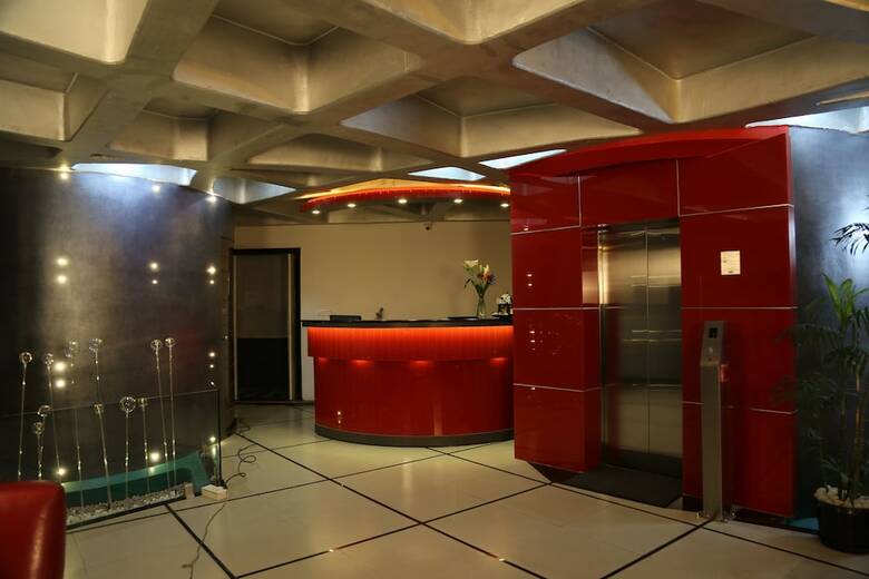 Hotel Days Suites By Wyndham Bengaluru Whitefield