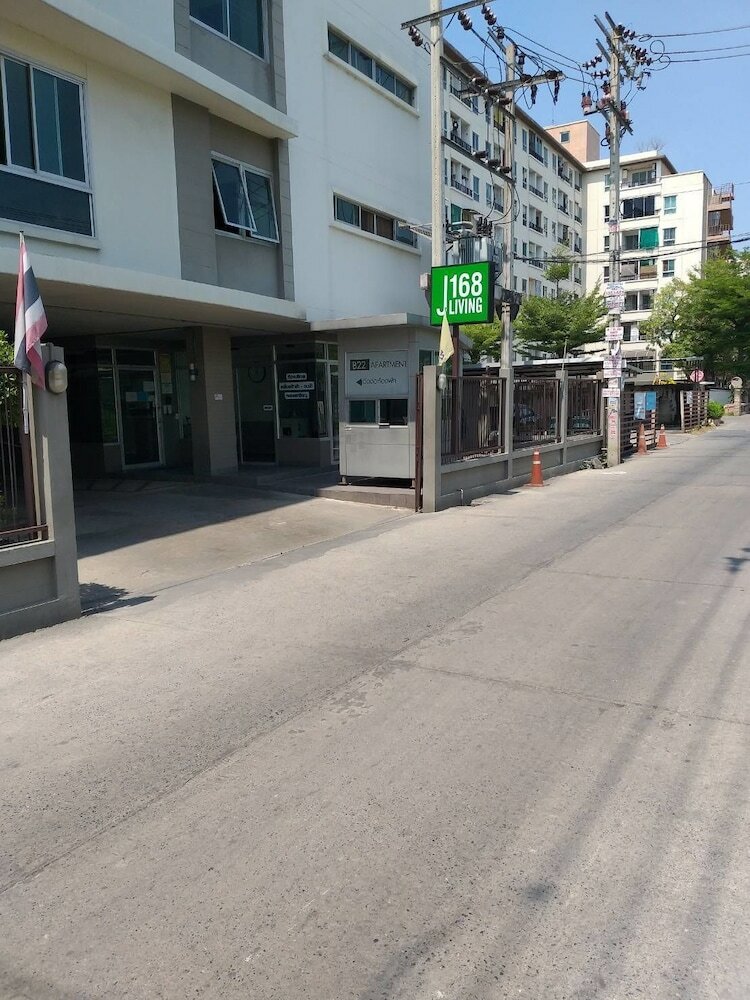 Hotel J 168 Living