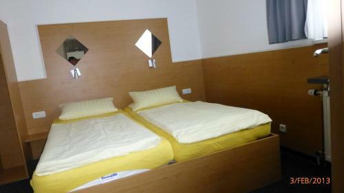 Hostal Hotel R�stersieler Hof