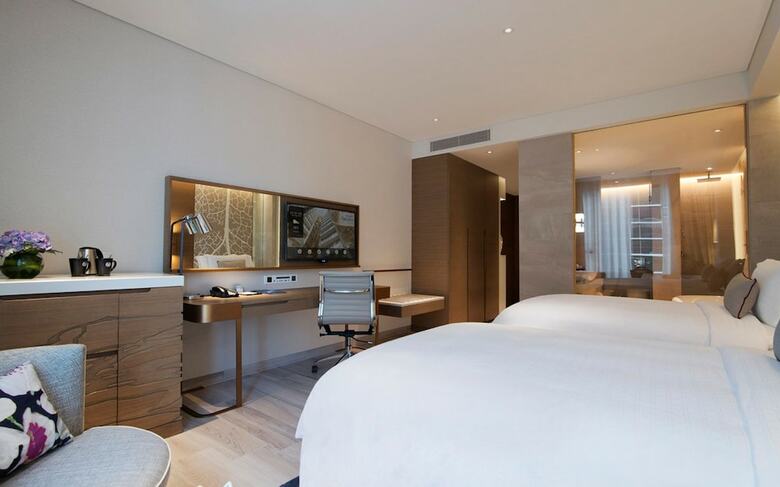 Hotel Al Bandar Rotana