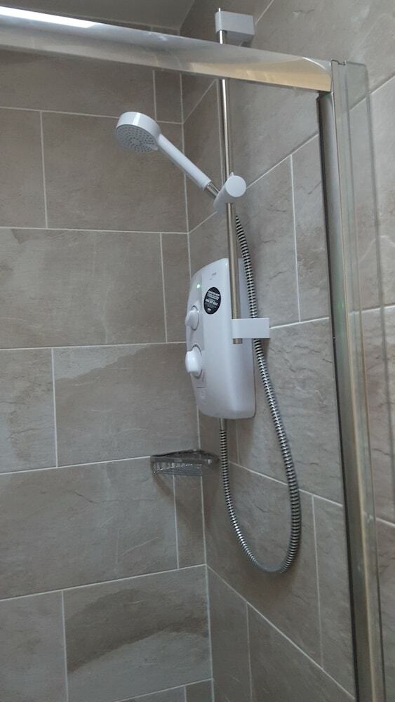 Hotel 18 Craigmillar Park Guest House