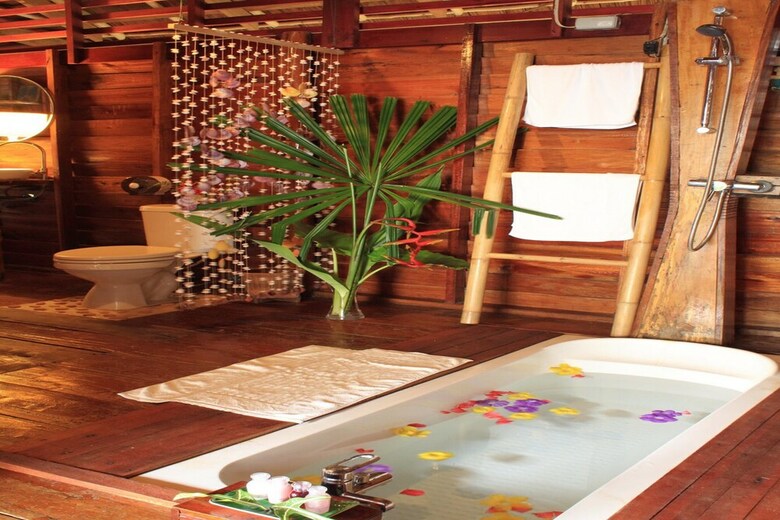 Hotel Banyan Bay Villas