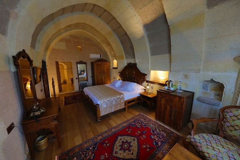 Pension Eyes Of Cappadocia Cave Hotel