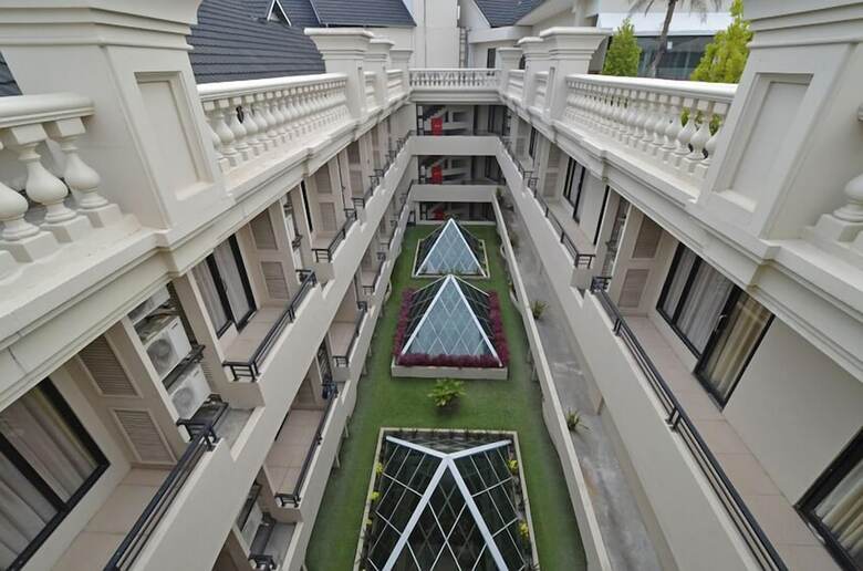 The Axana Hotel