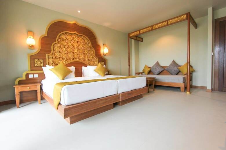 Hotel Maikhao Palm Beach Resort