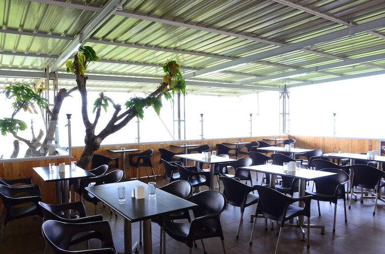 Oyo 6476 Hotel Panchgani Holiday Home