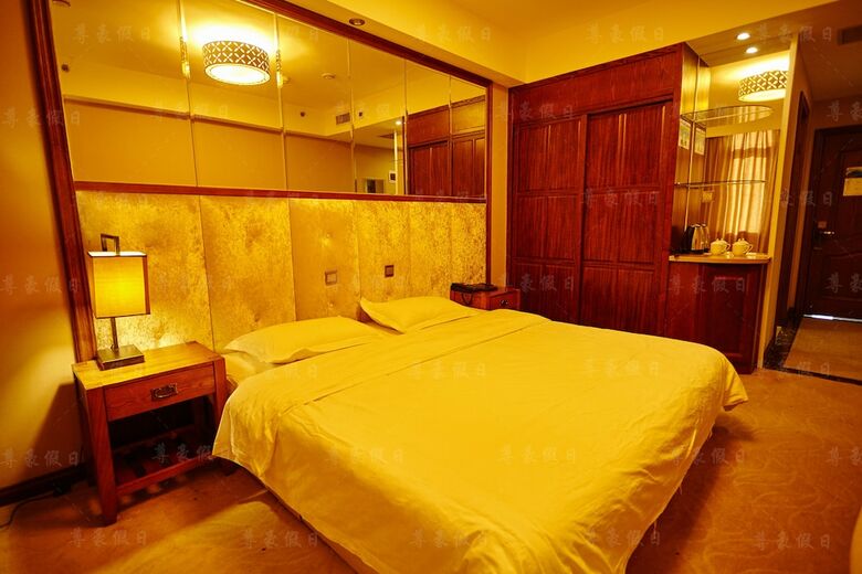 Dalian Zunhao Holiday Hotel