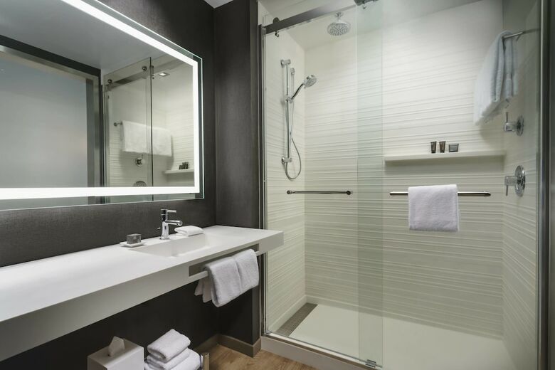 AC Hotel By Marriott Chapel Hill Downtown