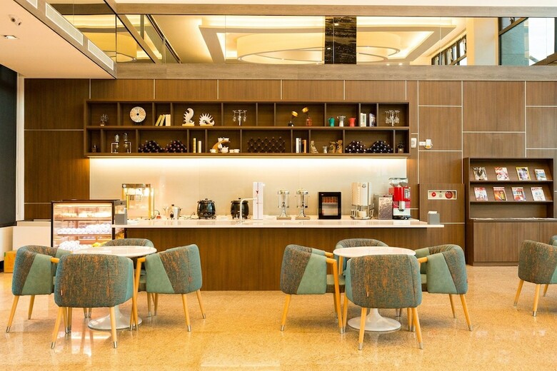 V-hotel Vacation Hotel