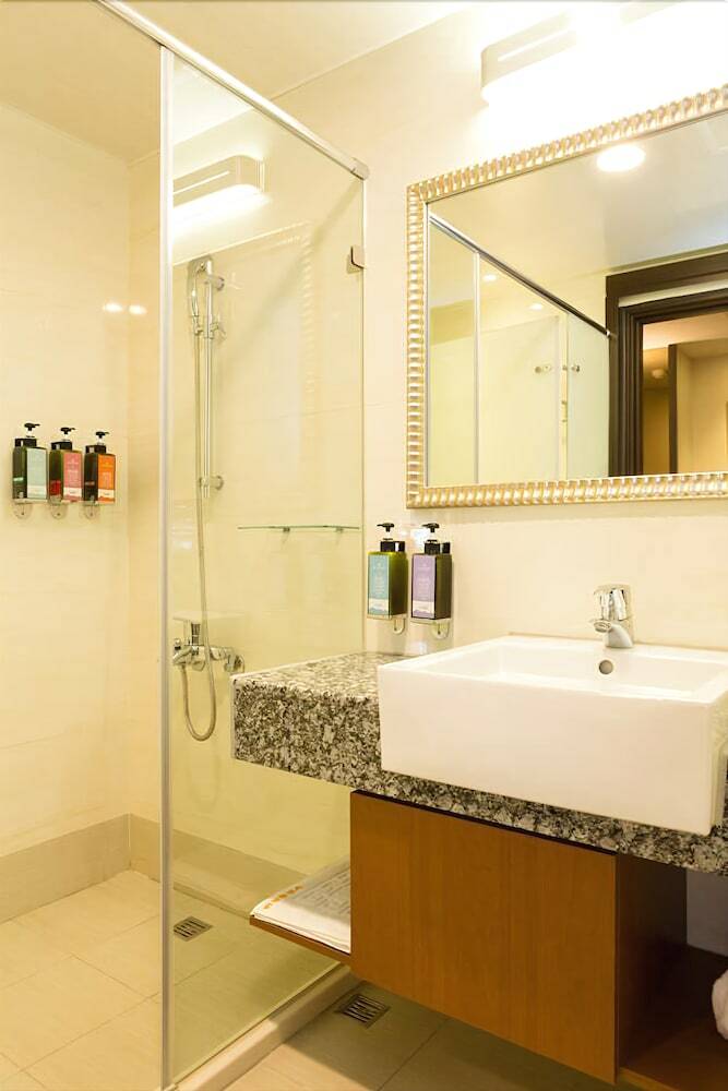 V-hotel Vacation Hotel