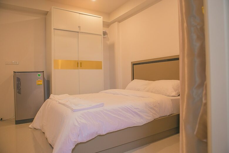Hotel S.e.t Thanmongkol Residence