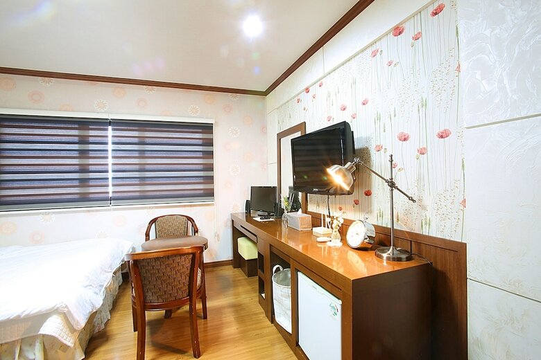 Woosung Hotel