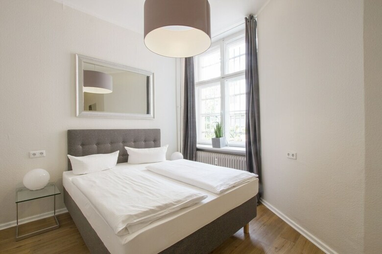 Primeflats - Huge Apartment At Gasometer 17