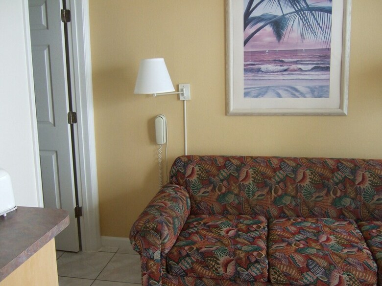 Harbour Beach Oceanfront Resort