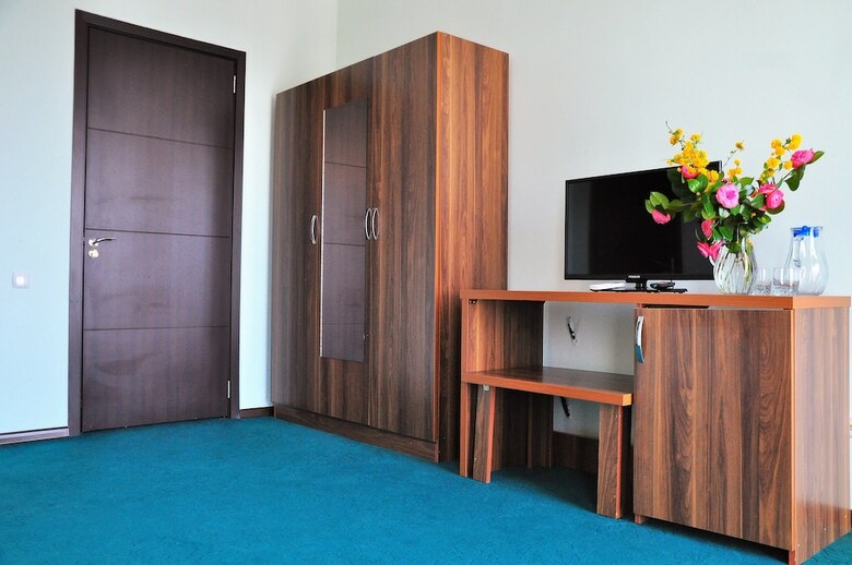 Reness Hotel Kobuleti