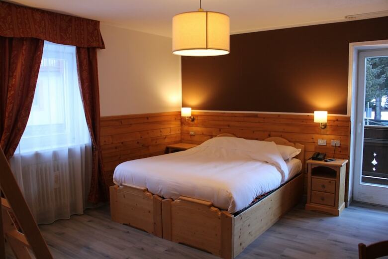Hotel Rododendro