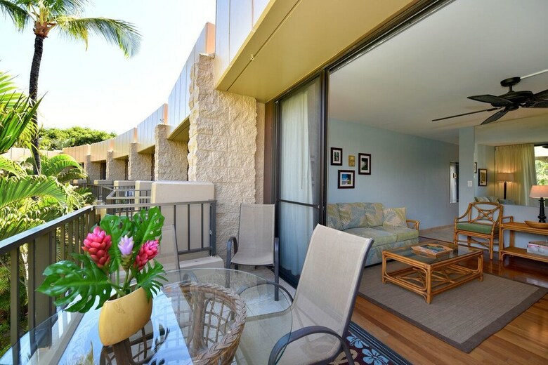 Paki Maui 415 By Redawning