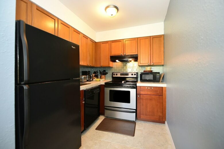 Paki Maui 415 By Redawning