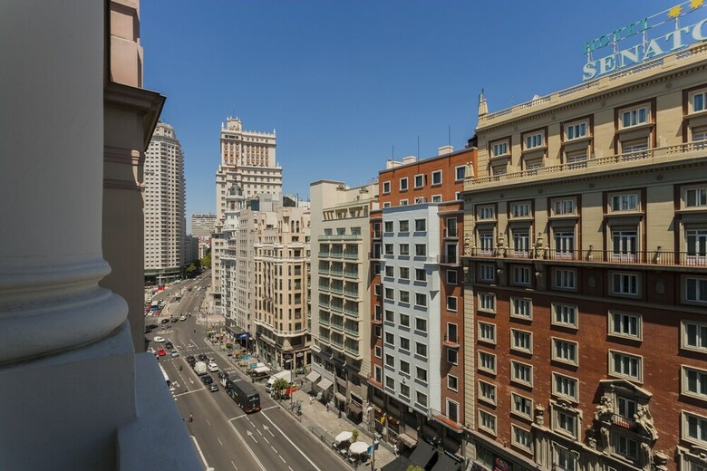 Dobo Homes Gran Via L Apartment