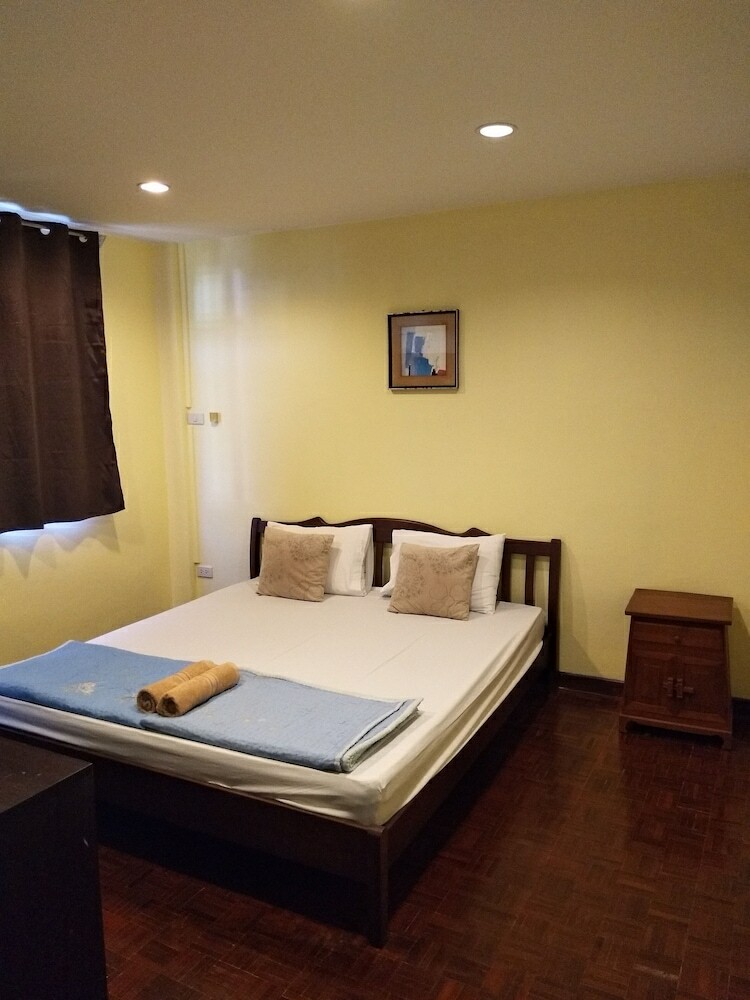 Hotel Banlomtalay Resort