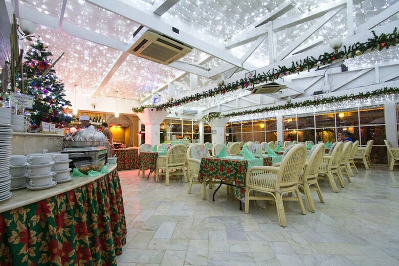 Clarkton Hotel