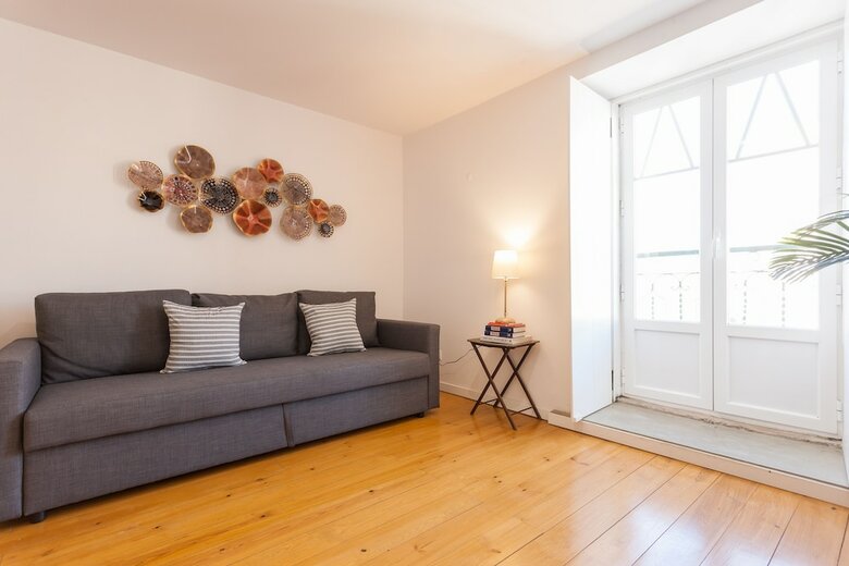 Moniz Blue One-bedroom Apartment - By Lu Holidays