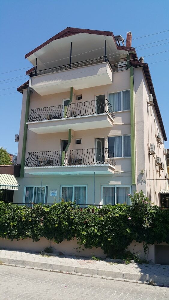 Hotel Cicek Otel & Apartments