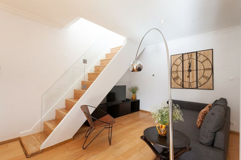 Liberty Penthouse Three-bedroom Apartment - By Lu Holidays