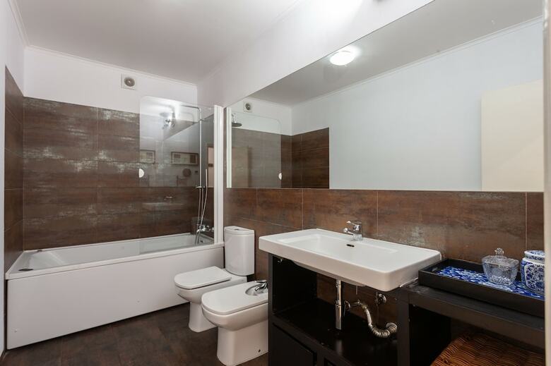 Liberty Penthouse Three-bedroom Apartment - By Lu Holidays